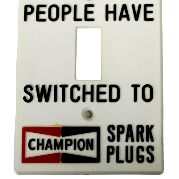 Rare Vintage Champion Spark Plug Light Switch cover - Picture 3 of 6